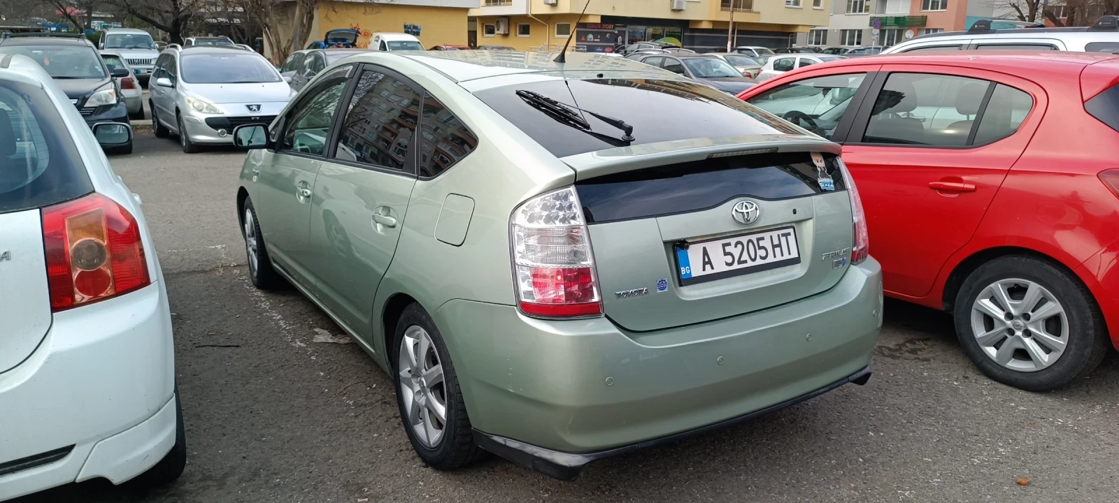 Toyota Prius HIBRID - изображение 4
