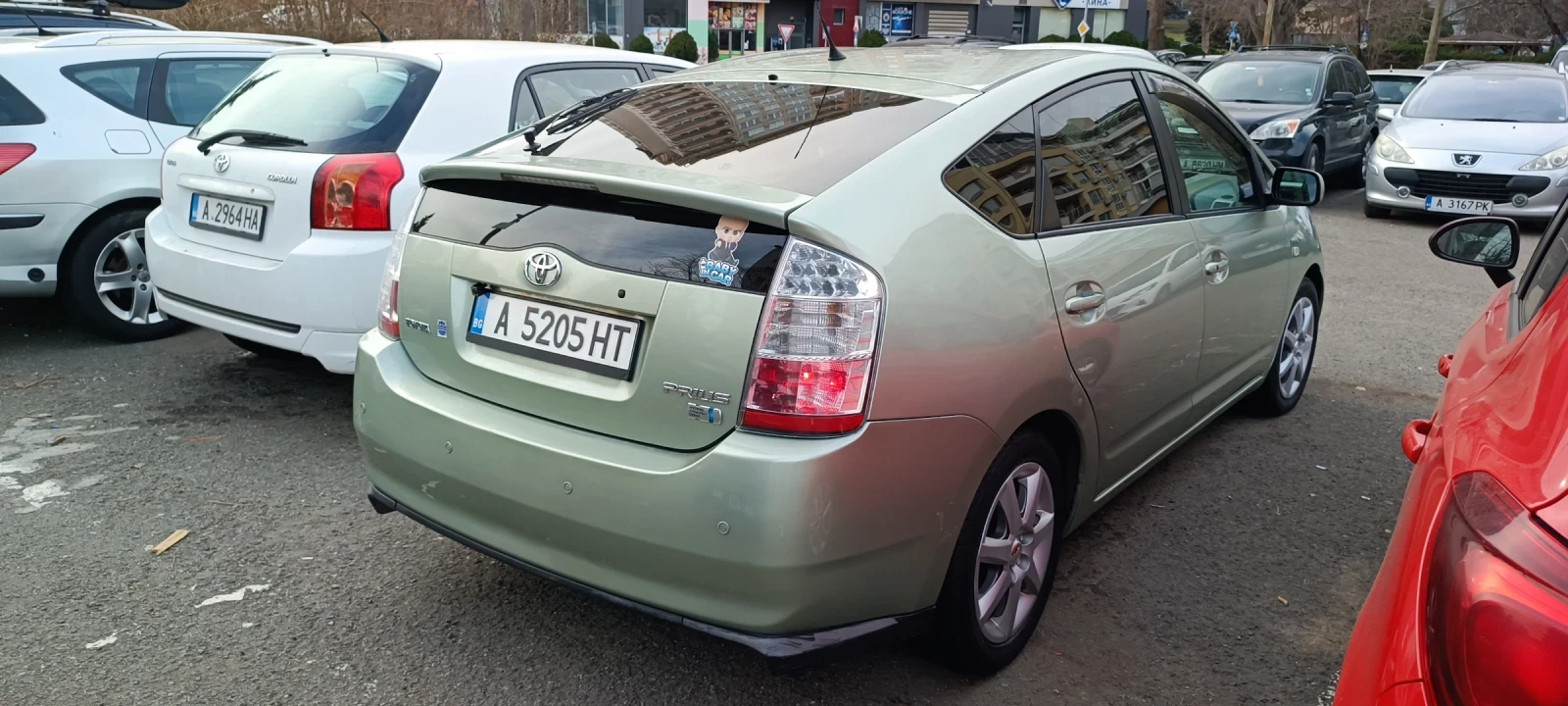 Toyota Prius HIBRID - изображение 3