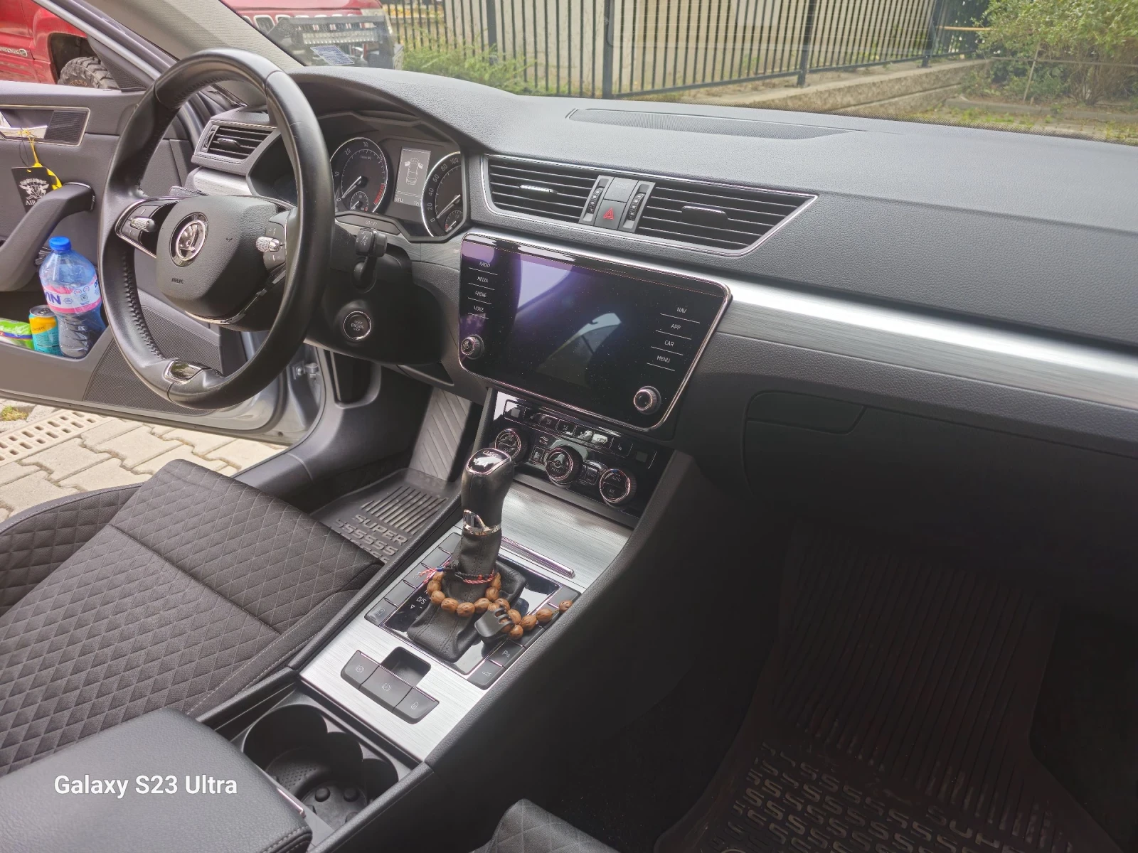 Skoda Superb  | Mobile.bg   12