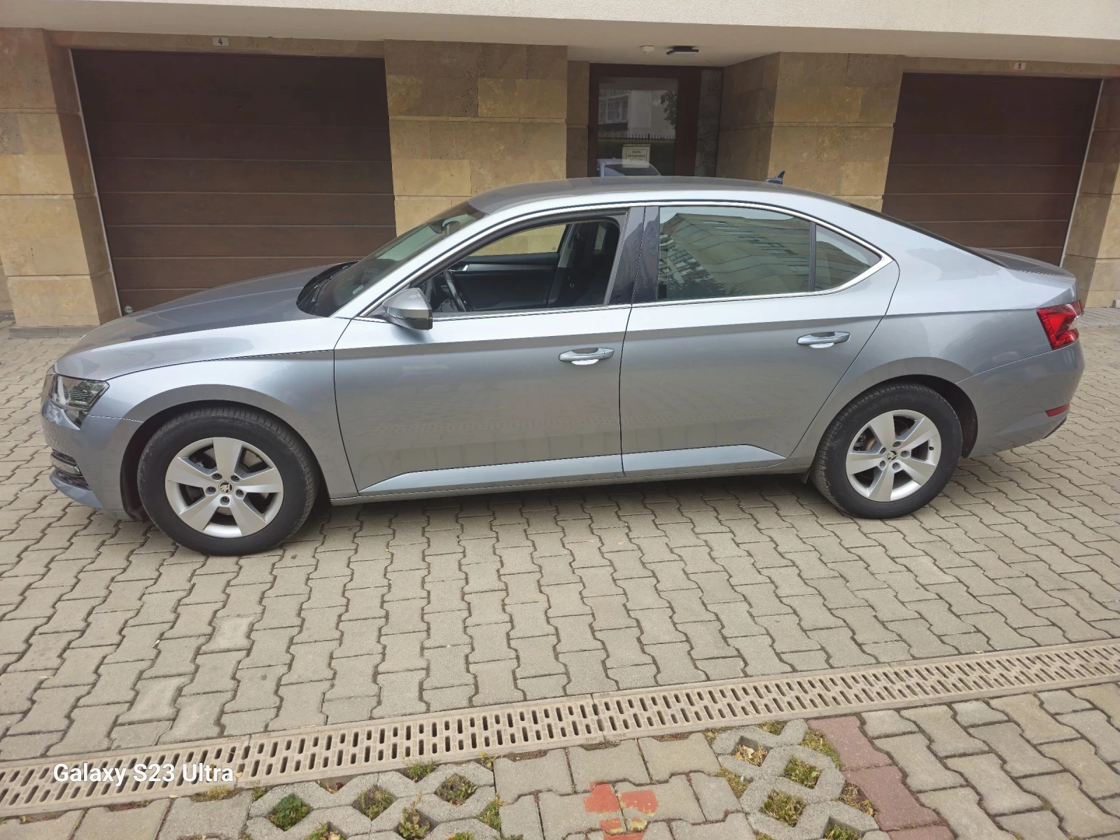 Skoda Superb Амбишън - изображение 6