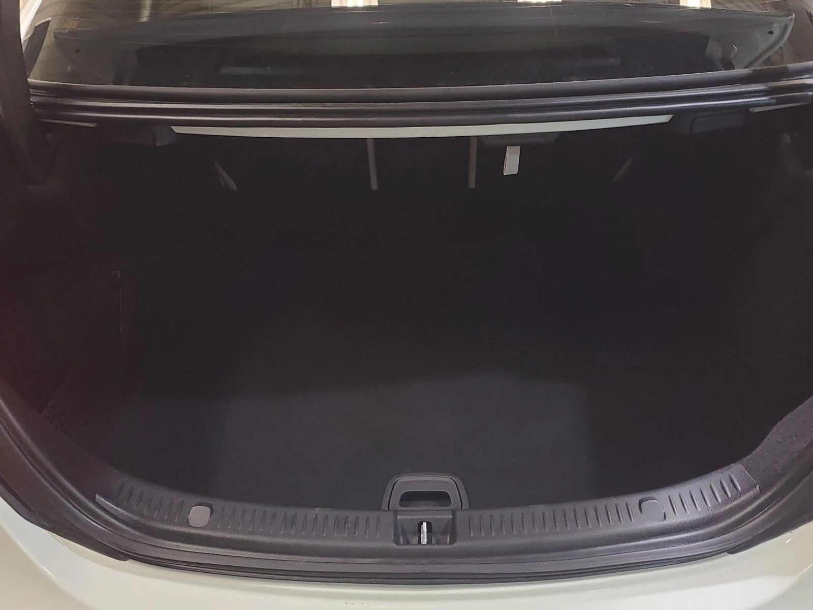 Mercedes-Benz E 400 * CARFAX *    | Mobile.bg   13