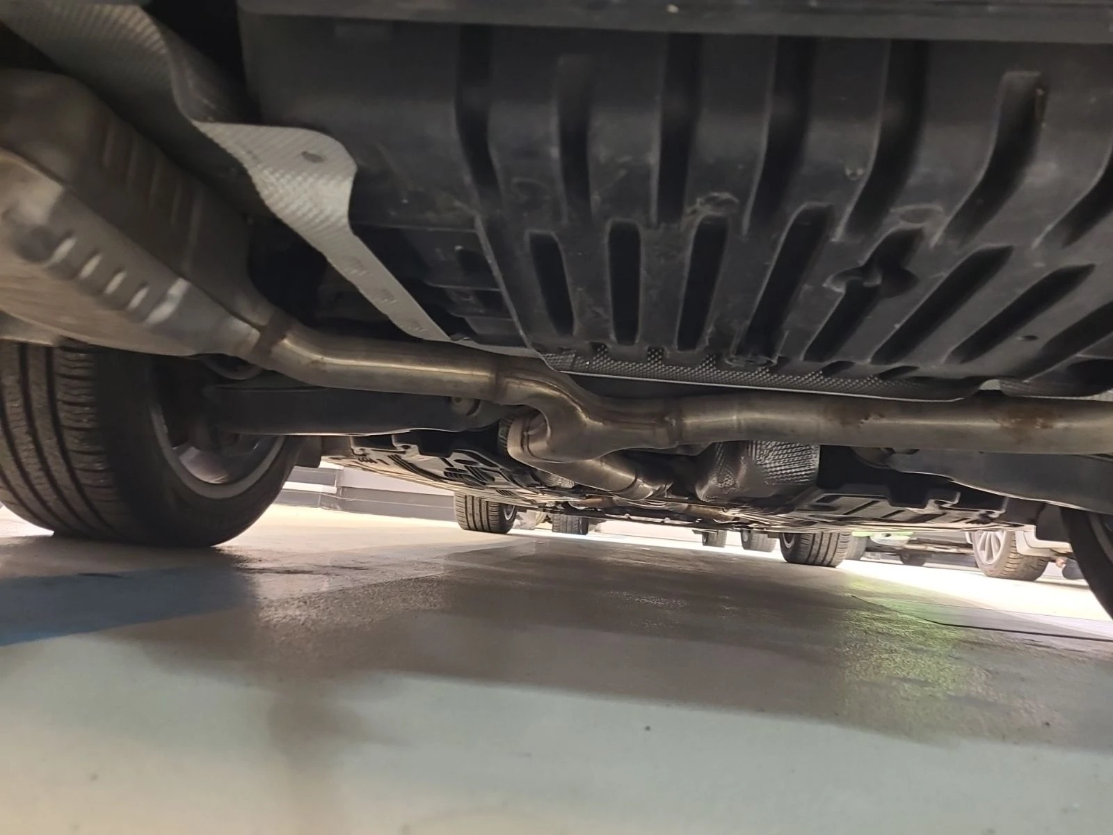 Mercedes-Benz E 400 * CARFAX *    | Mobile.bg   14