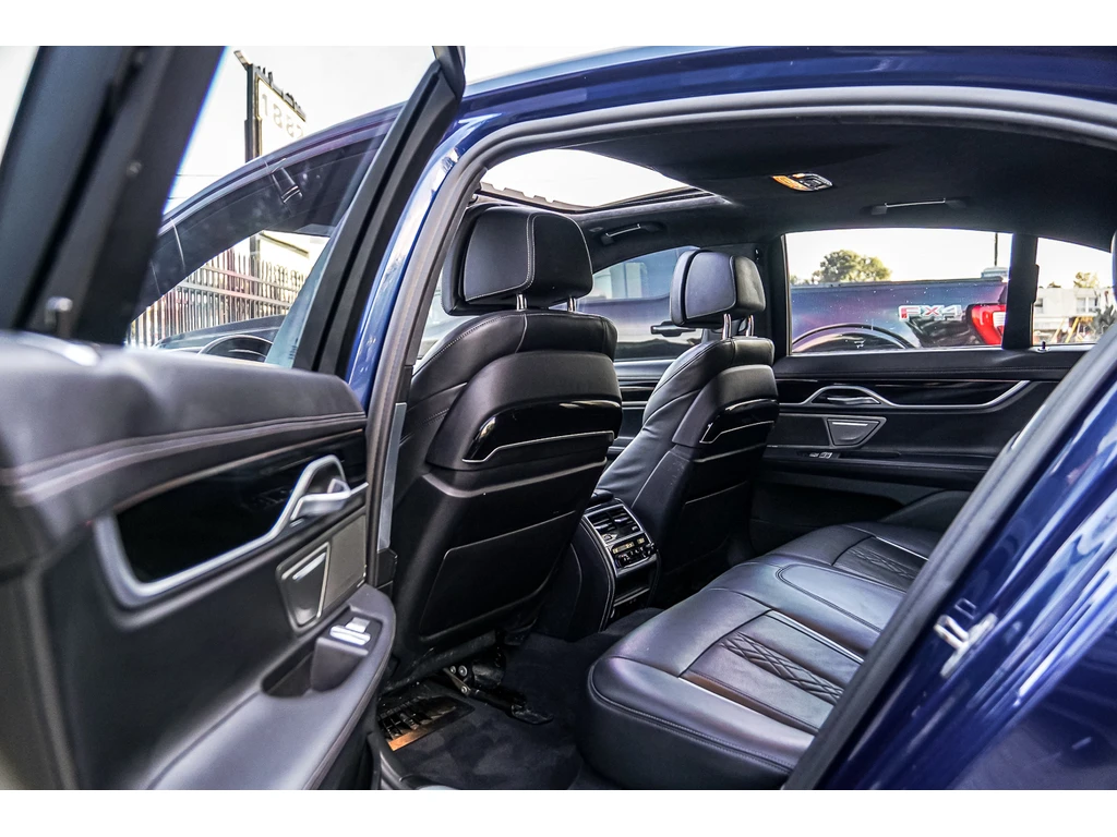 BMW 750 XDRIVE* M Pack* HUD* �����* ��������* Keyless | Mobile.bg � ����������� 15