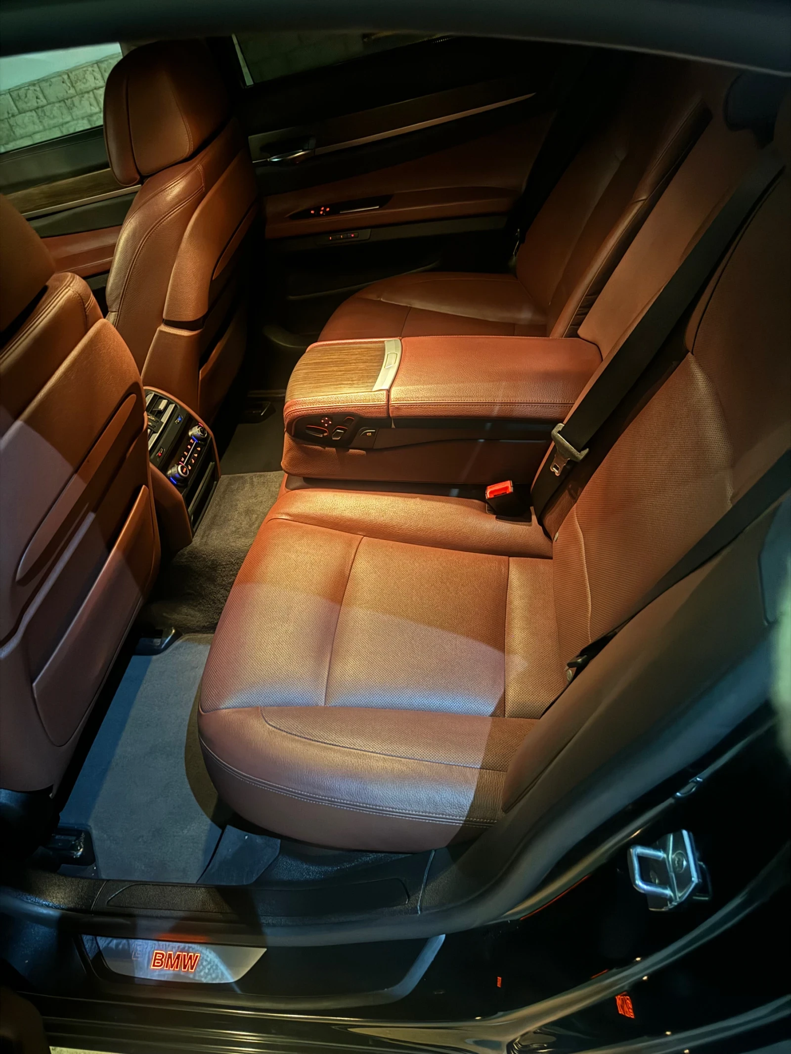 BMW 730 za poveche informacia na posochenia telefon - изображение 9