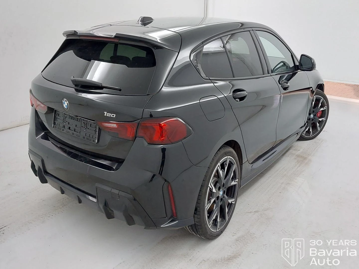 BMW 120 i M Sport Paket Steptronic - изображение 3