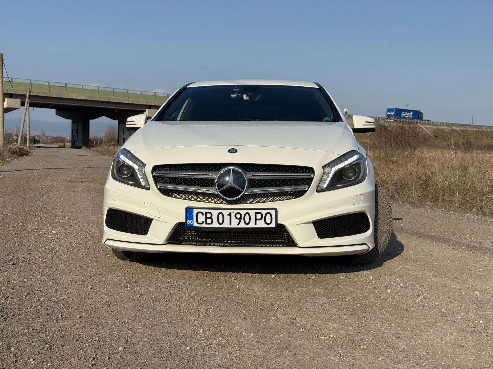 Mercedes-Benz A 180 AMG line 