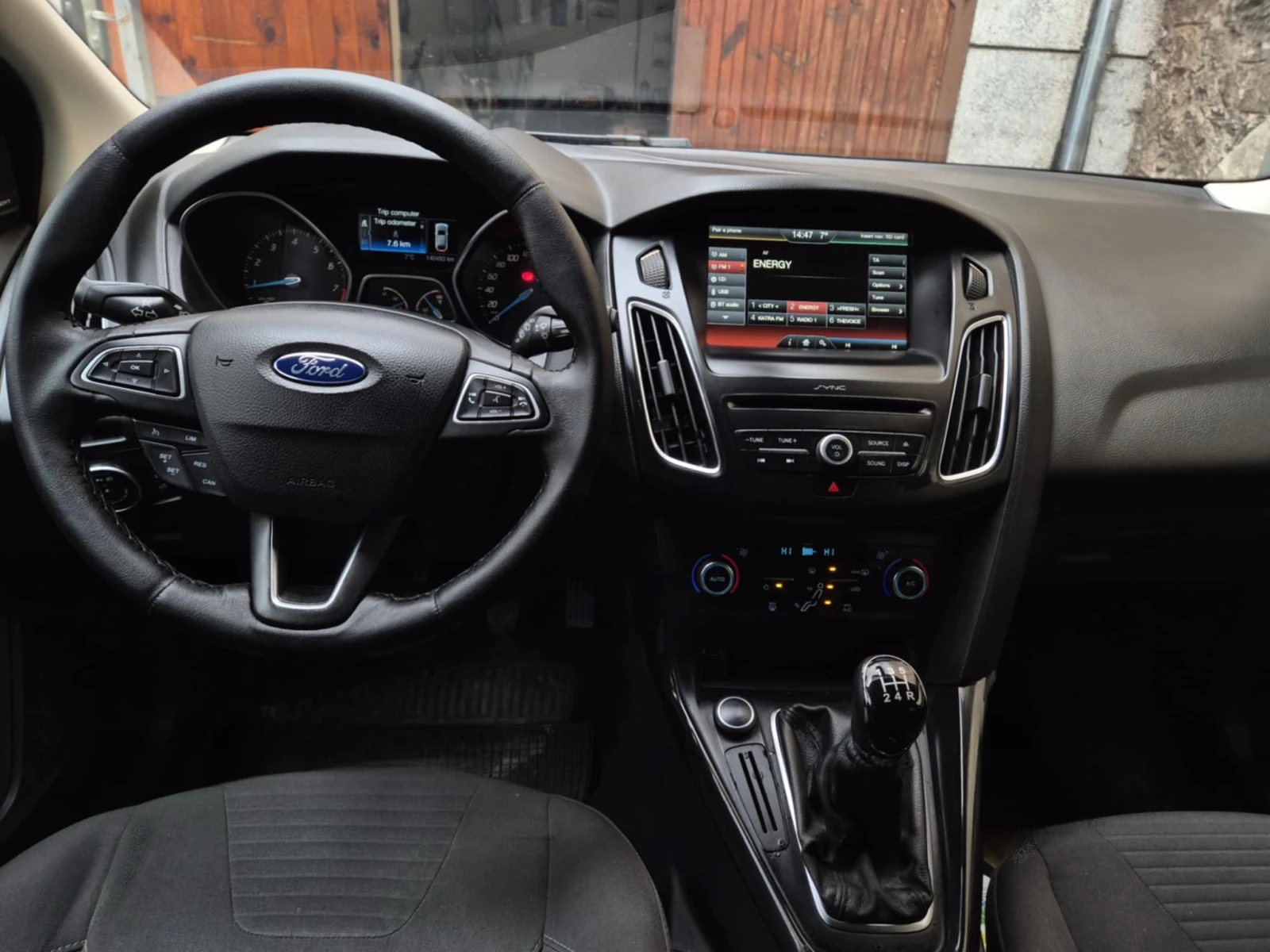 Ford Focus 1.6i 120hp Gaz Navi, снимка 5 - Автомобили и джипове - 53969579