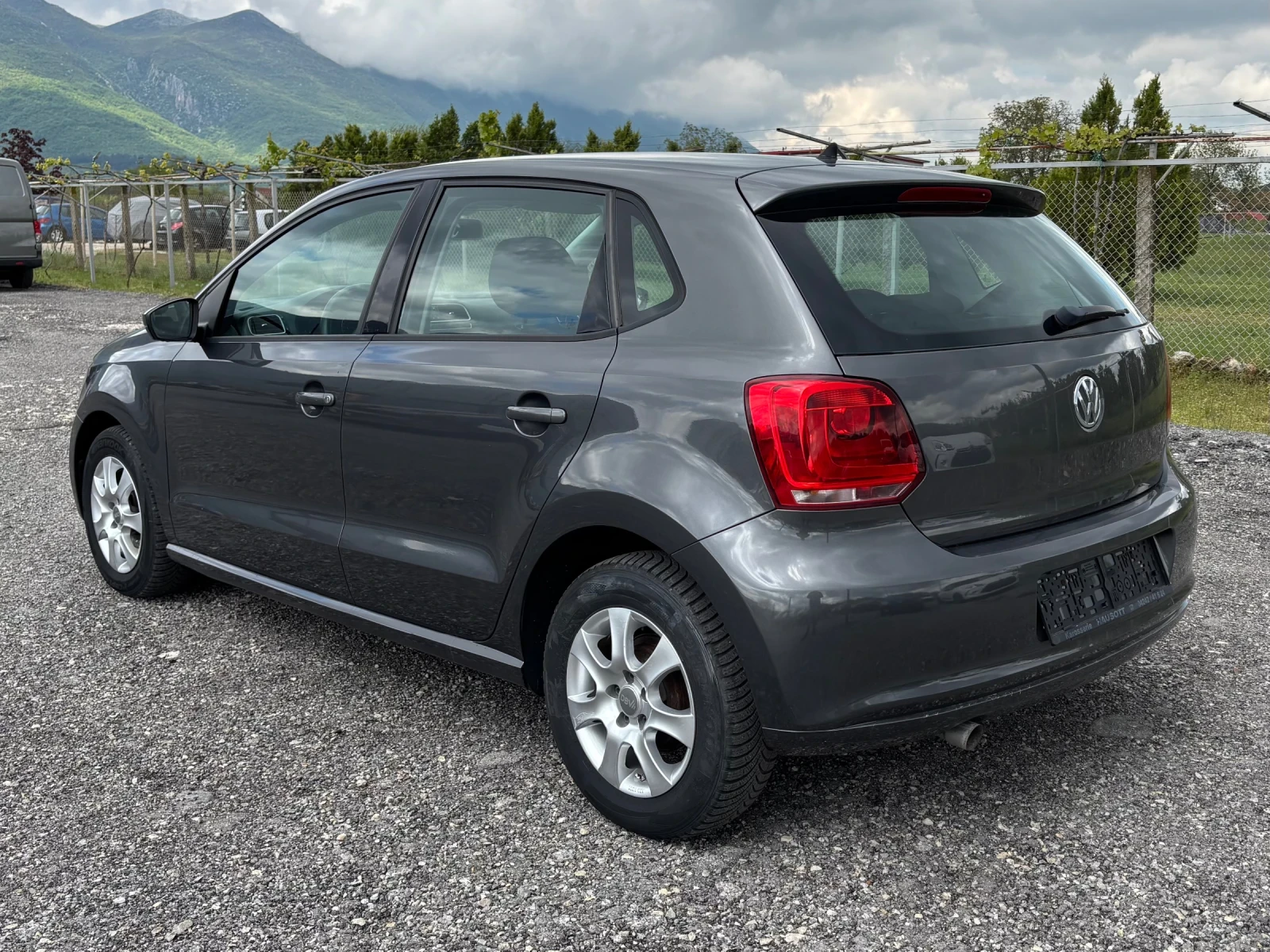 VW Polo 1.4, снимка 7 - Автомобили и джипове - 54429542