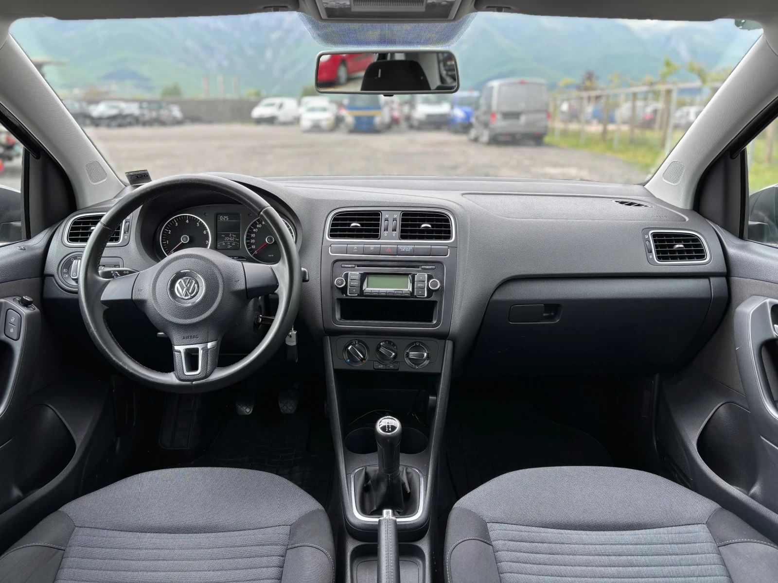 VW Polo 1.4, снимка 12 - Автомобили и джипове - 54429542