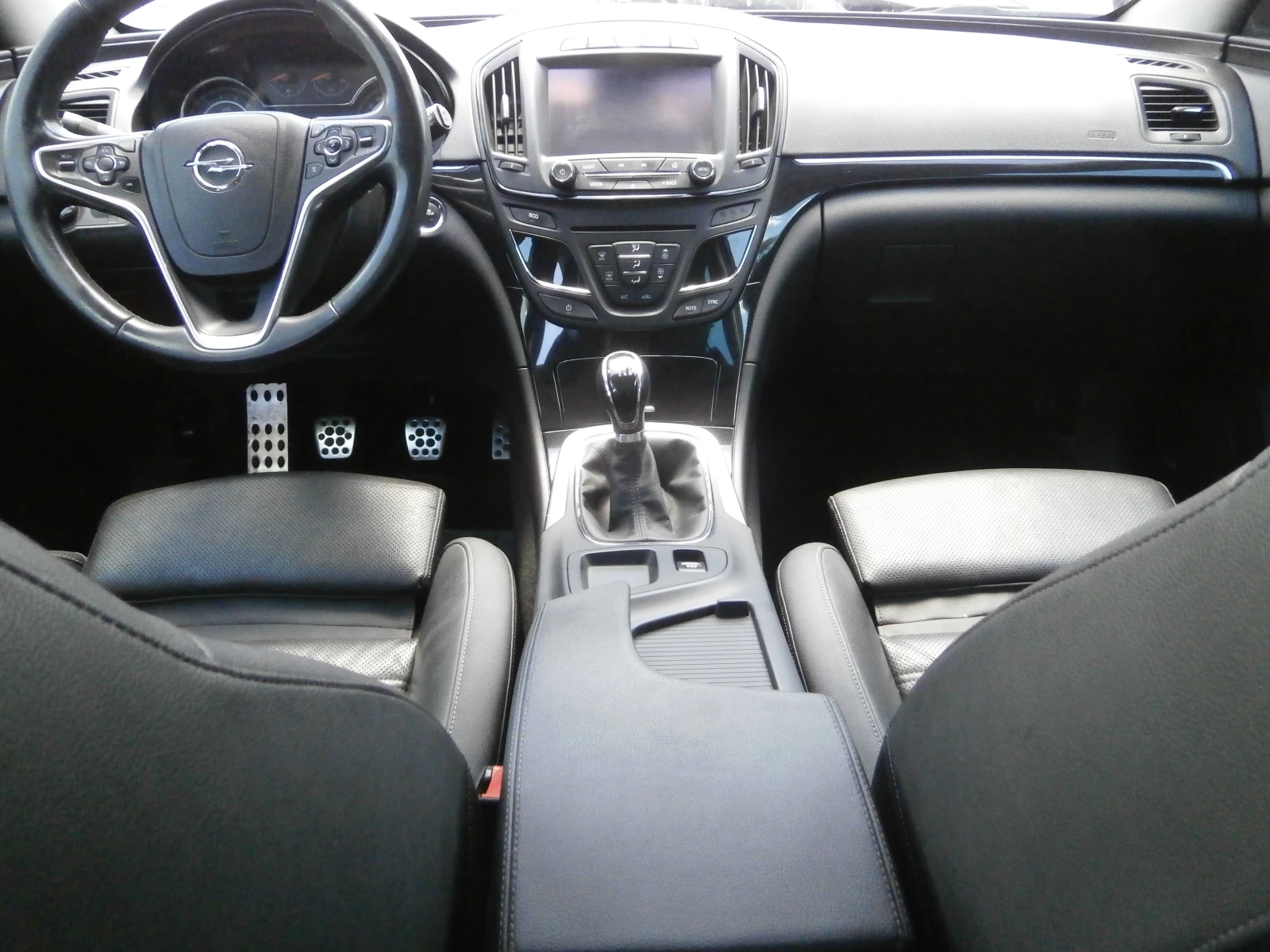 Opel Insignia 2.0d/OPC line/N1, снимка 13 - Автомобили и джипове - 54957647
