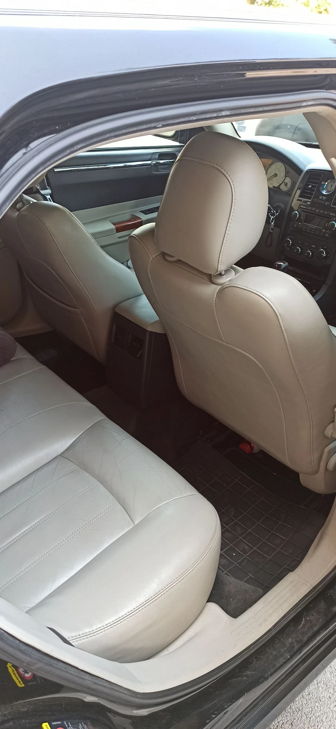 Chrysler 300c 5.7 HEMI AWD | Mobile.bg � ����������� 8