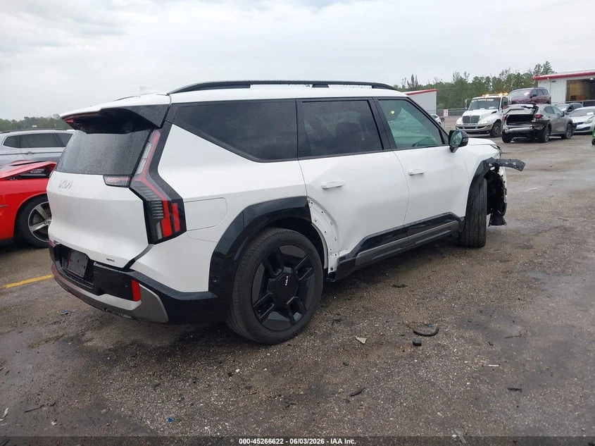 Kia EV9 Gt-Line, снимка 4 - Автомобили и джипове - 55126980