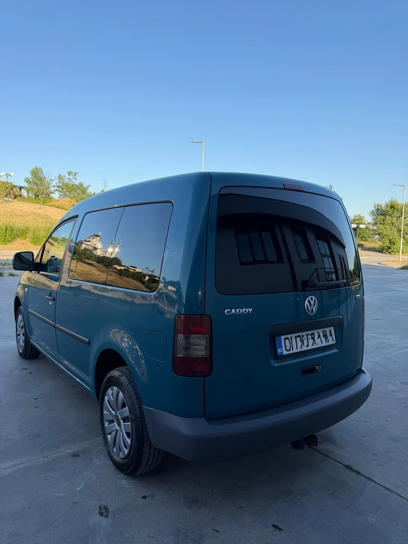 VW Caddy, снимка 4 - Автомобили и джипове - 55137423