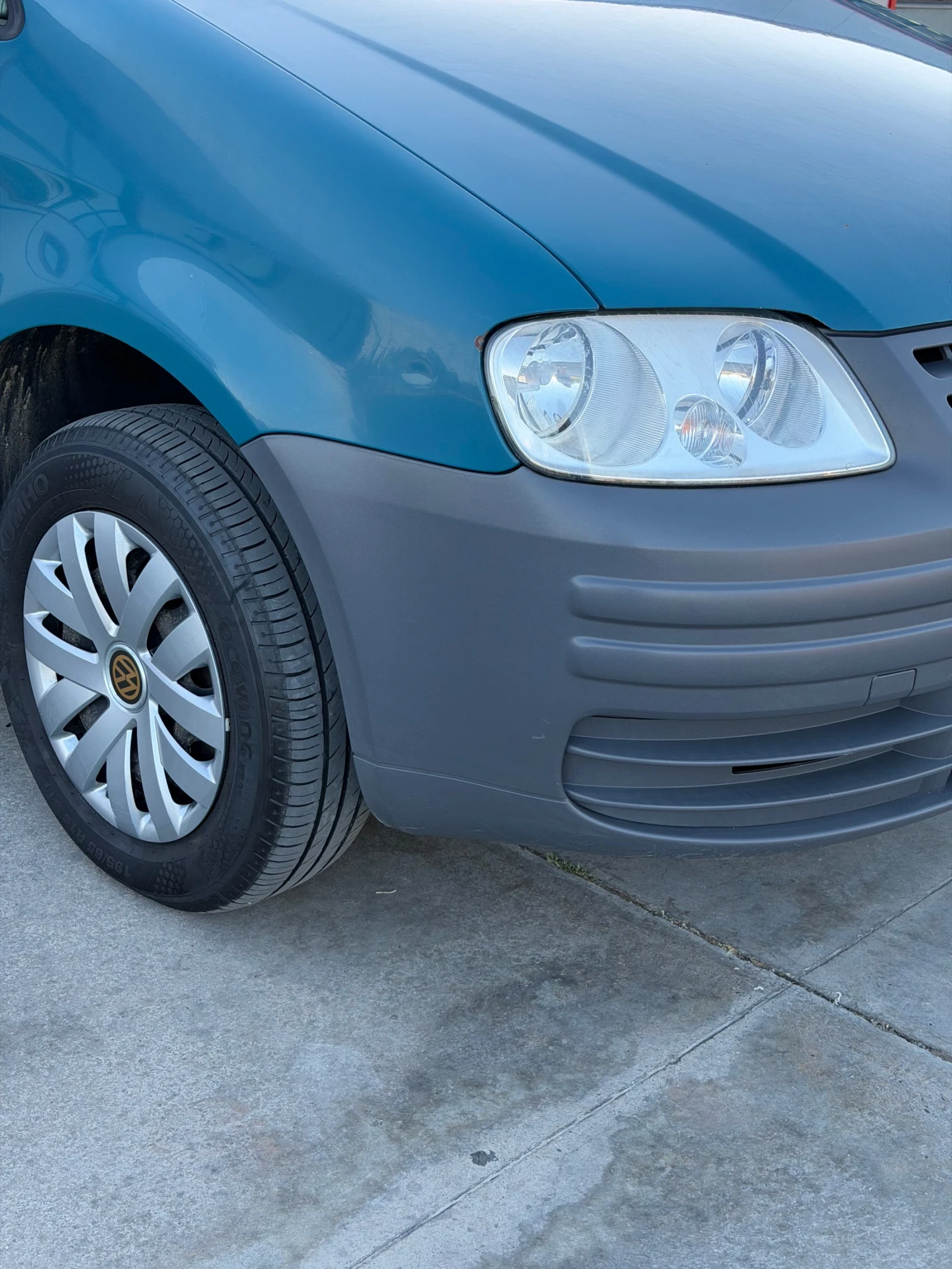 VW Caddy, снимка 5 - Автомобили и джипове - 55137423
