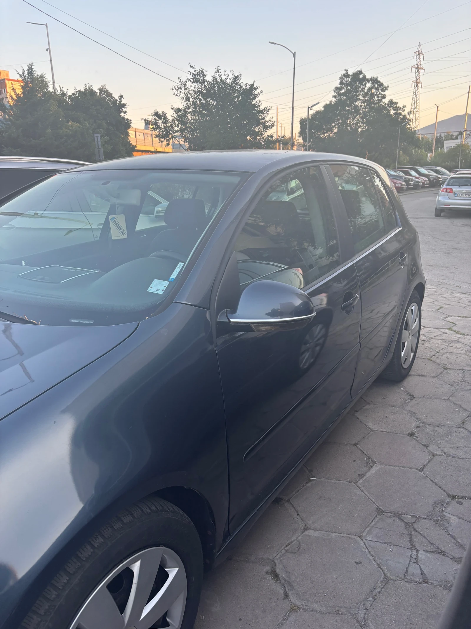 VW Golf 2.0 TDI, снимка 3 - Автомобили и джипове - 55587793