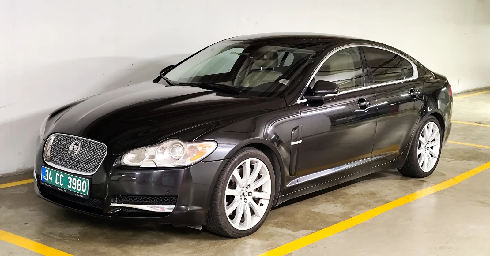 Jaguar Xf 3.0 V6 Diesel S Premium Luxury, снимка 2 - Автомобили и джипове - 55946302
