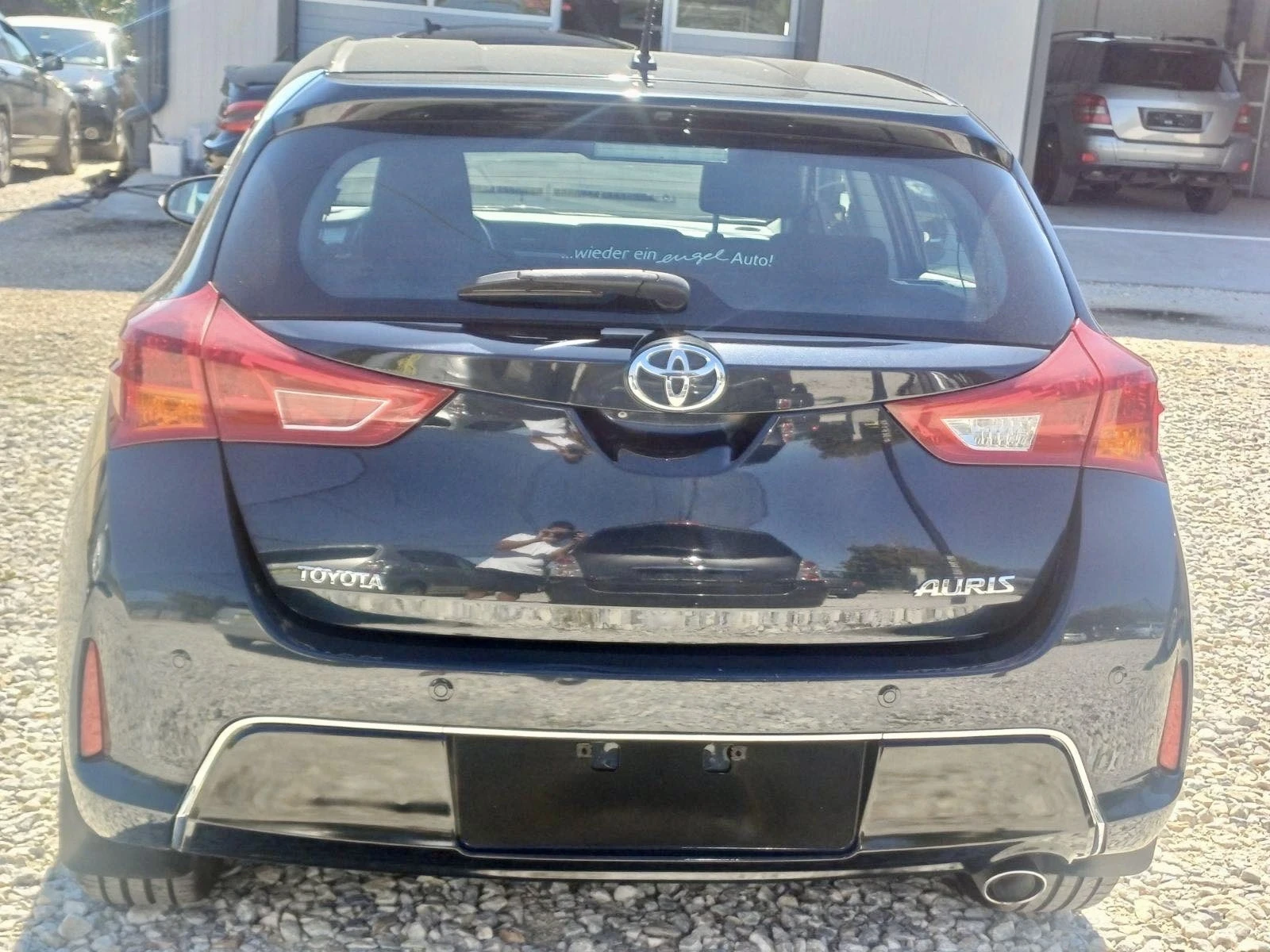 Toyota Auris 2.0D4D STARTSTOP, снимка 12 - Автомобили и джипове - 55955192
