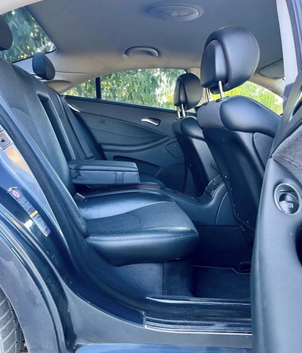 Mercedes-Benz CLS 320, снимка 9 - Автомобили и джипове - 56163602