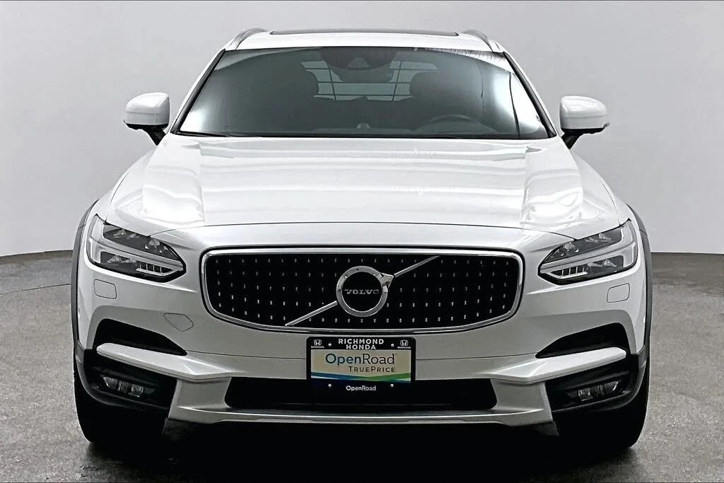 Volvo V90 Cross Country, снимка 2 - Автомобили и джипове - 56690049