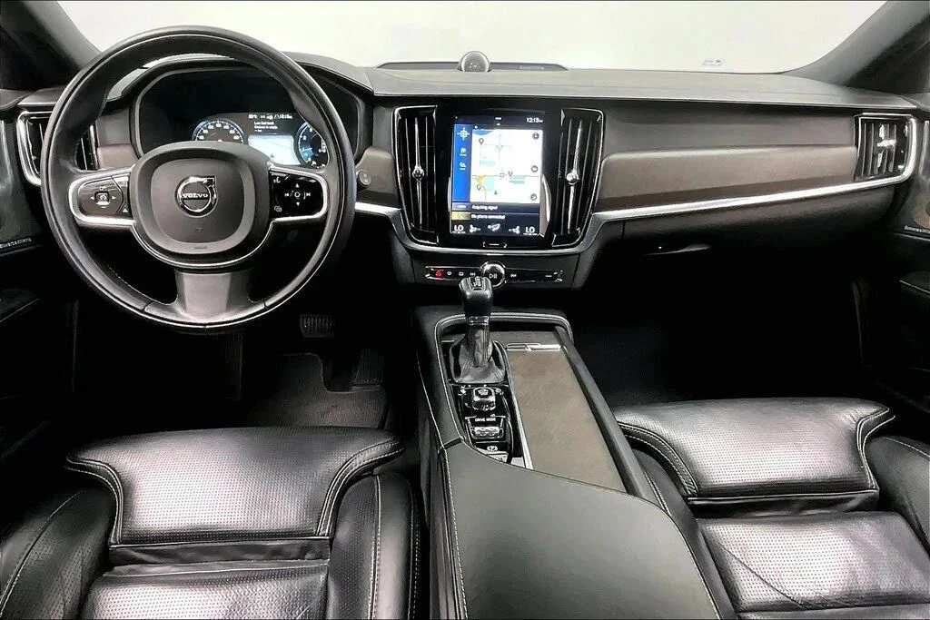 Volvo V90 Cross Country, снимка 9 - Автомобили и джипове - 56690049