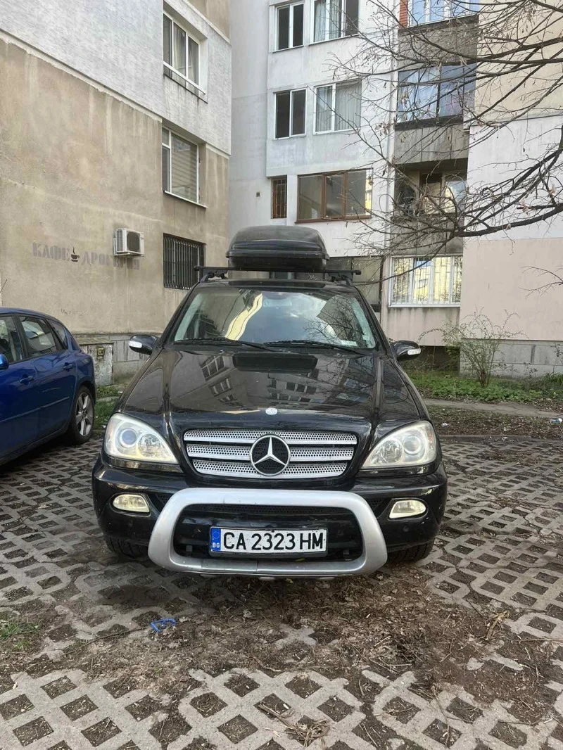 Mercedes-Benz ML 270, снимка 1 - Автомобили и джипове - 47350365