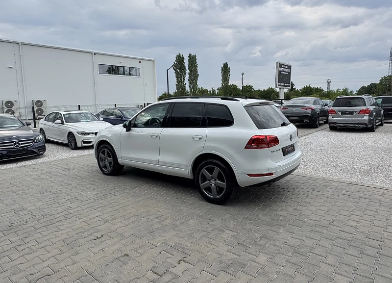 VW Touareg 3.0TDi Подгрев/Панорама, снимка 6 - Автомобили и джипове - 51284546