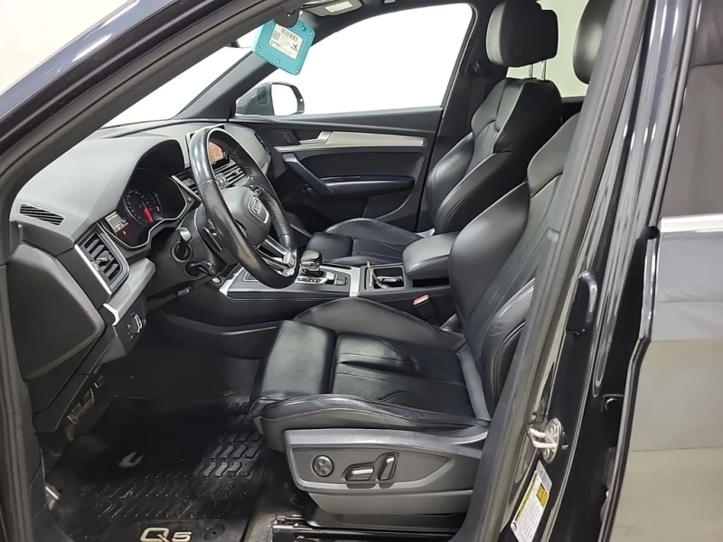 Audi Q5 * PROGRESSIV * CARFAX * БЕЗ ПЪРВОНАЧАЛНА ВНОСКА, снимка 9 - Автомобили и джипове - 52908910