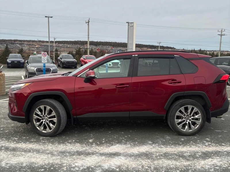 Toyota Rav4 * XLE * CARFAX * БЕЗ ПЪРВОНАЧАЛНА ВНОСКА, снимка 2 - Автомобили и джипове - 52931098