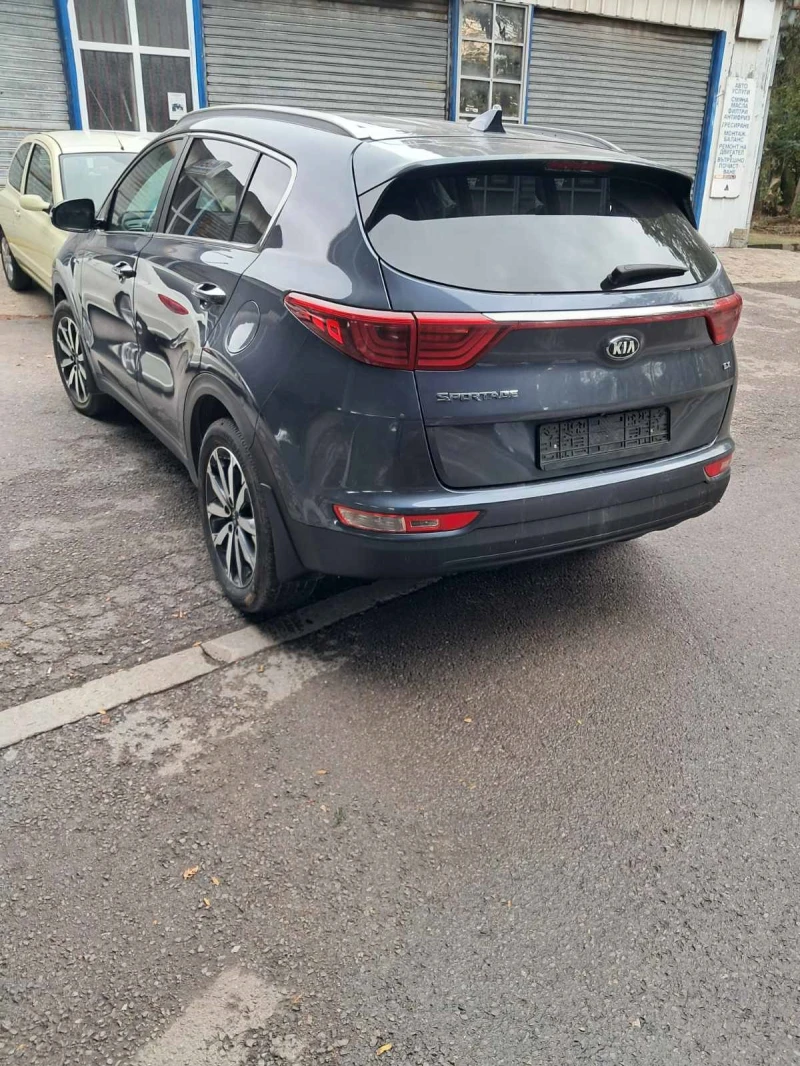 Kia Sportage 2.4 4x4, снимка 3 - Автомобили и джипове - 53590387