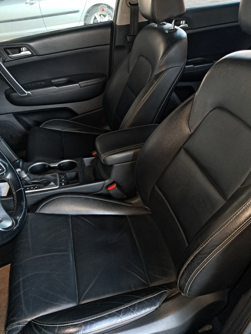 Kia Sportage 2.4 4x4, снимка 5 - Автомобили и джипове - 53590387