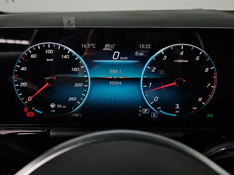 Mercedes-Benz GLA 220 / PANO/ DIST/ �������/ �������/ ����� | Mobile.bg � ����������� 8