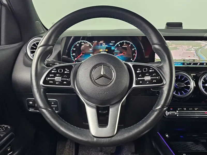 Mercedes-Benz GLA 220 / PANO/ DIST/ �������/ �������/ ����� | Mobile.bg � ����������� 14