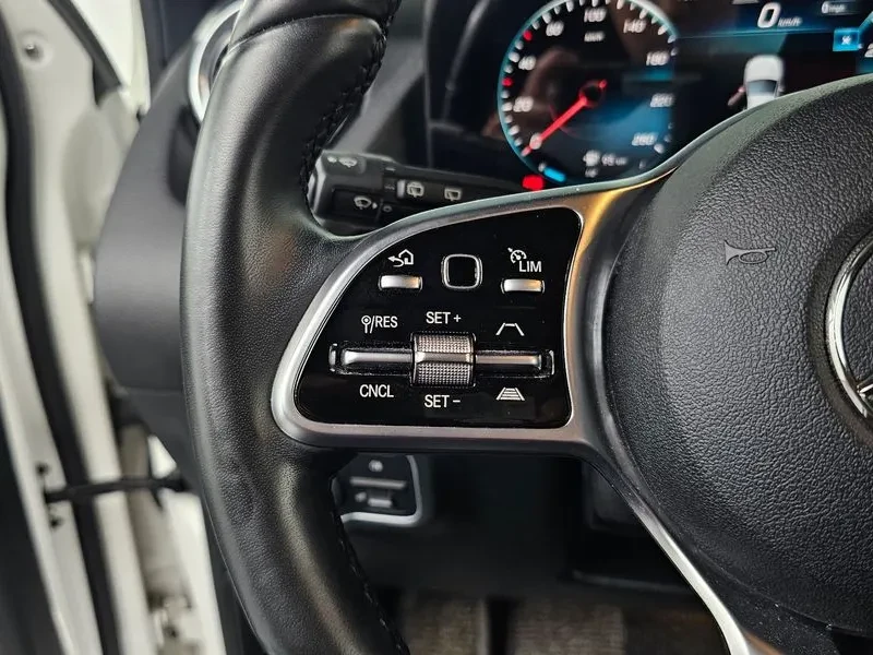 Mercedes-Benz GLA 220 / PANO/ DIST/ �������/ �������/ ����� | Mobile.bg � ����������� 17
