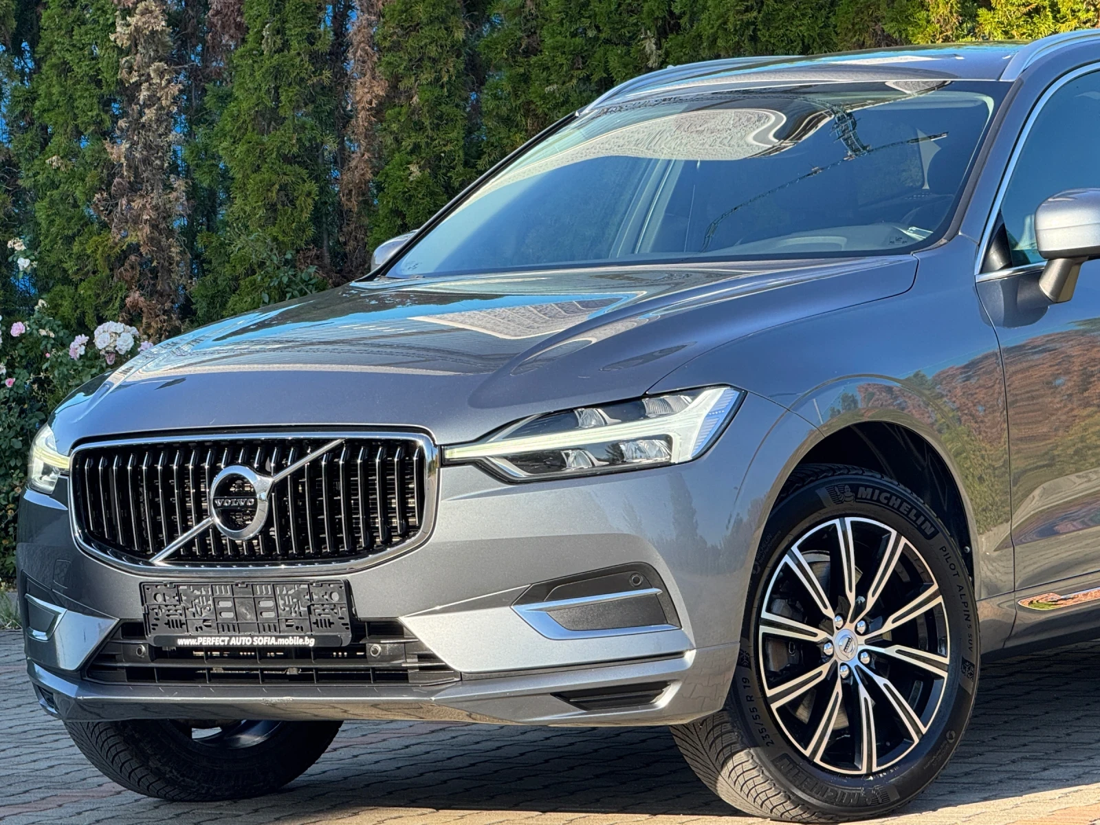 Volvo XC60 2.0D5-КОАЖА-ОБДУХВАНЕ-ПОДГРЕВ-НАДУВАНЕ-УНИКАЛНА!!! - изображение 2