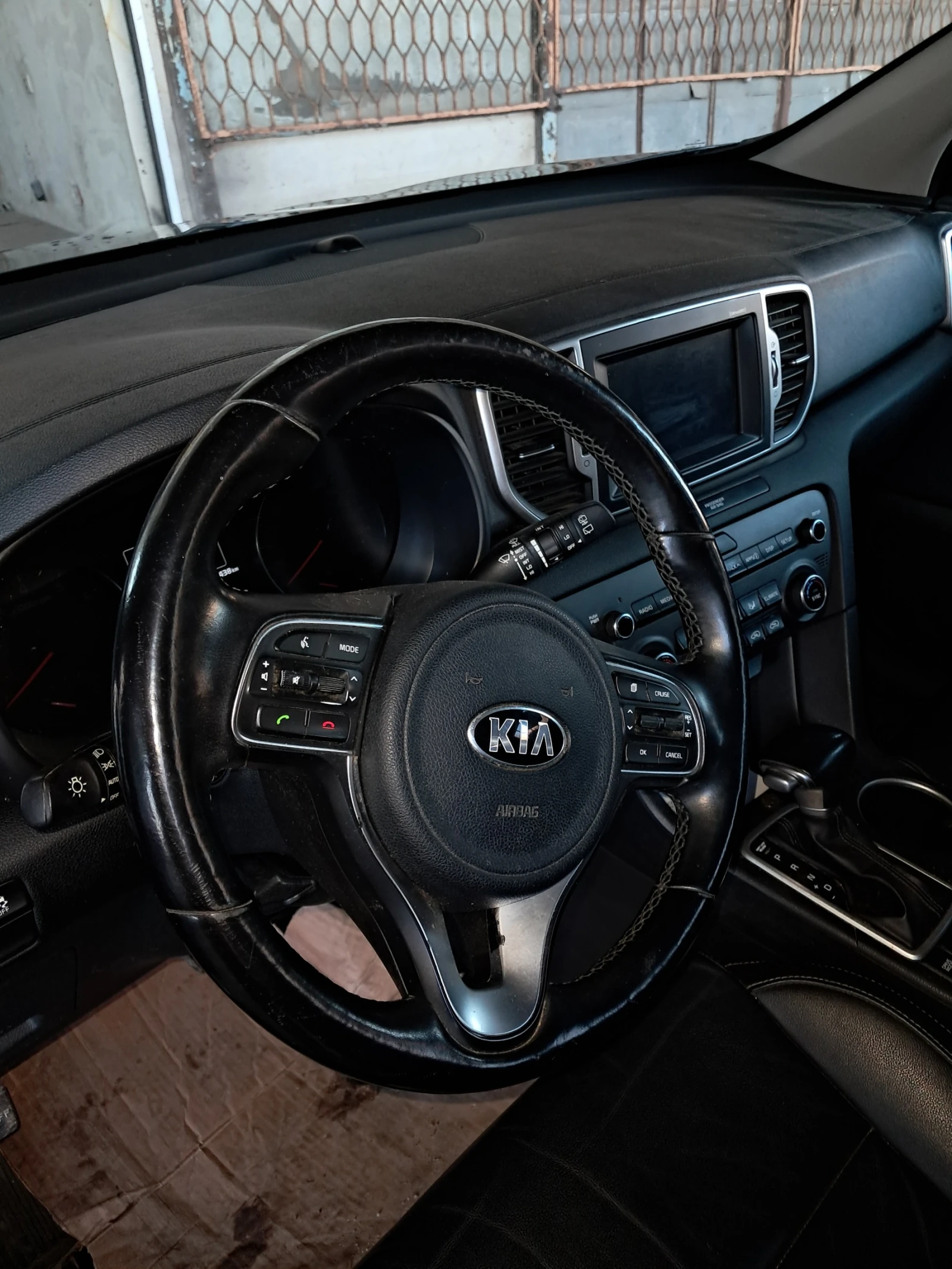 Kia Sportage 2.4 4x4 - изображение 6