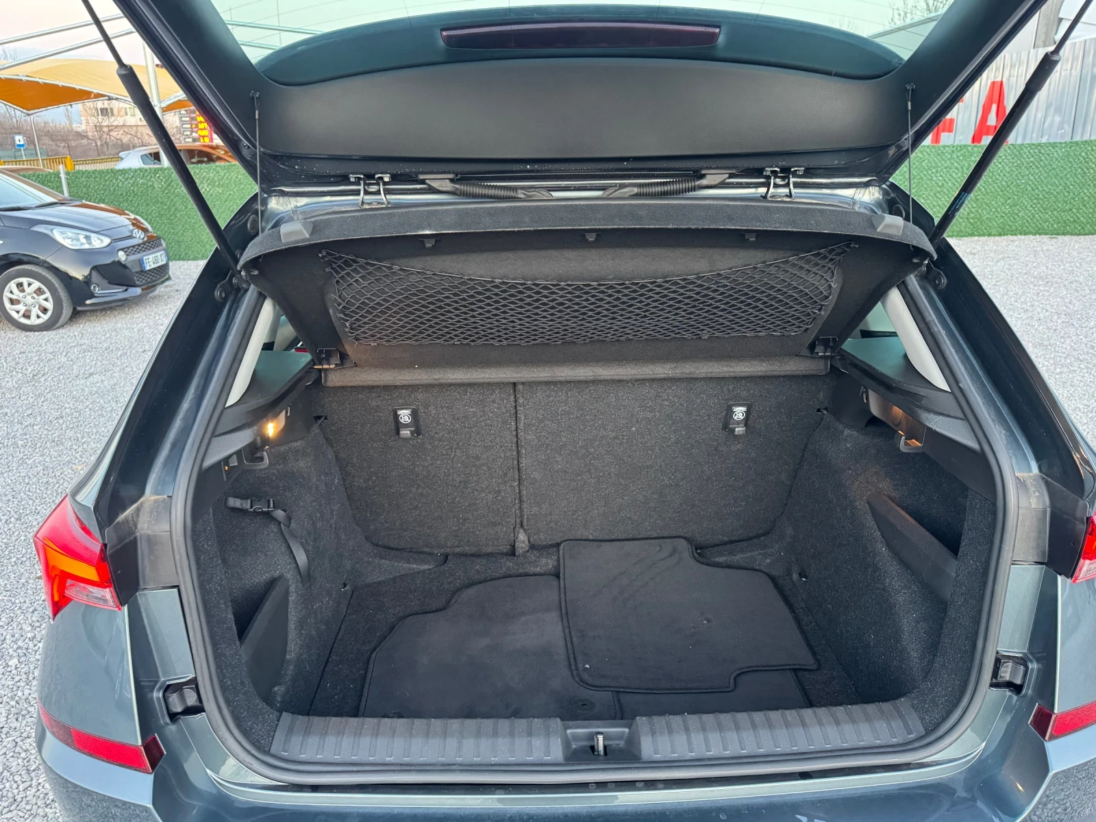 VW Tiguan Allspace IQ Drive / 2.0d / ТОП / , снимка 11 - Автомобили и джипове - 53844380