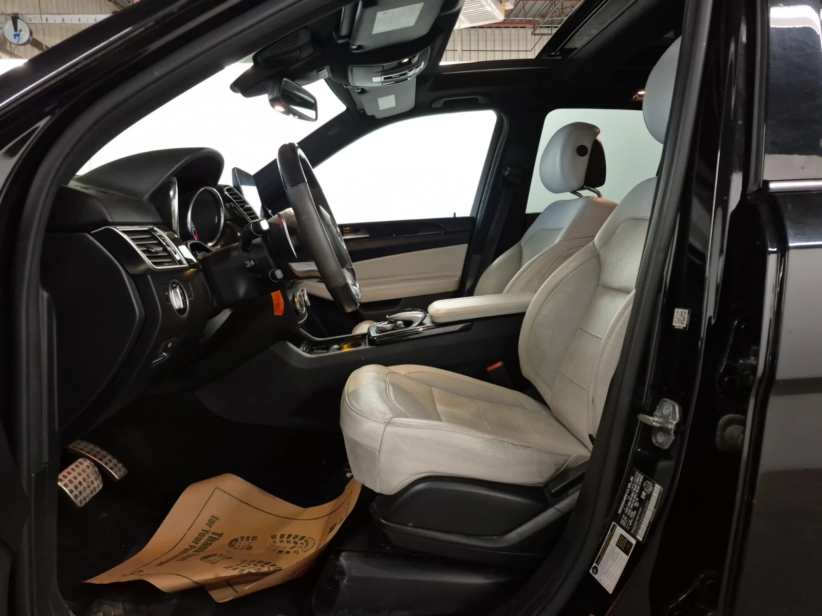 Mercedes-Benz GLE 43 AMG 4MATIC, снимка 8 - Автомобили и джипове - 54763453