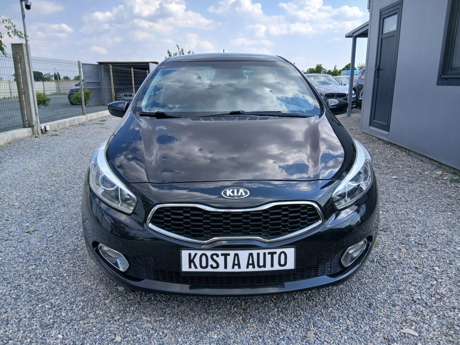 Kia Ceed  КАТО НОВА , снимка 10 - Автомобили и джипове - 54964761