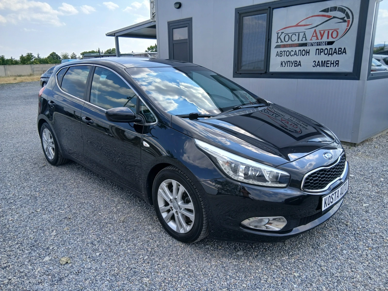 Kia Ceed  КАТО НОВА , снимка 2 - Автомобили и джипове - 54964761