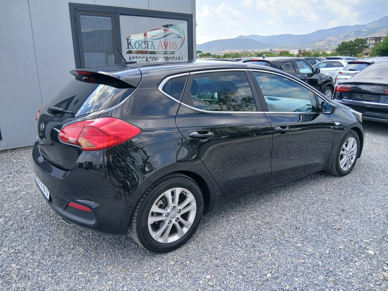 Kia Ceed  КАТО НОВА , снимка 3 - Автомобили и джипове - 54964761