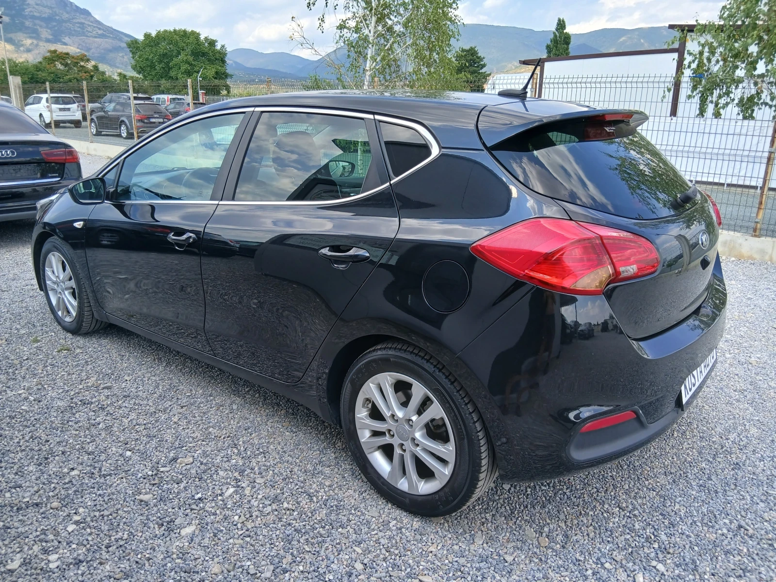 Kia Ceed  КАТО НОВА , снимка 7 - Автомобили и джипове - 54964761