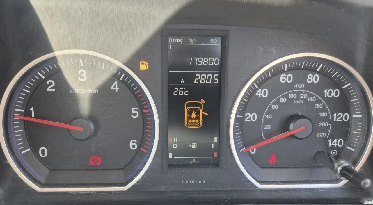 Honda Cr-v, снимка 4 - Автомобили и джипове - 55047456