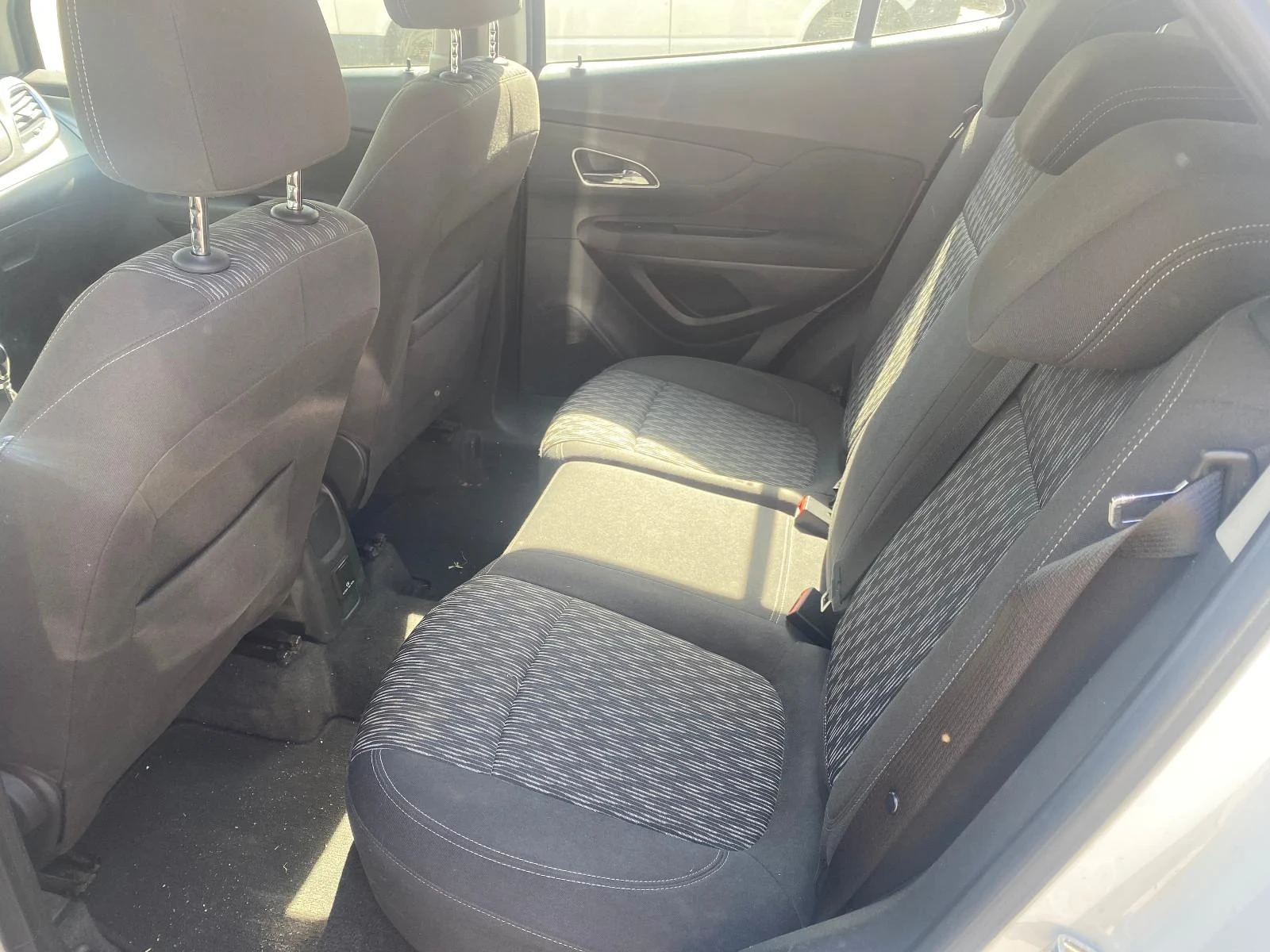 Opel Mokka 1.4 T - 4x4, снимка 9 - Автомобили и джипове - 55409367