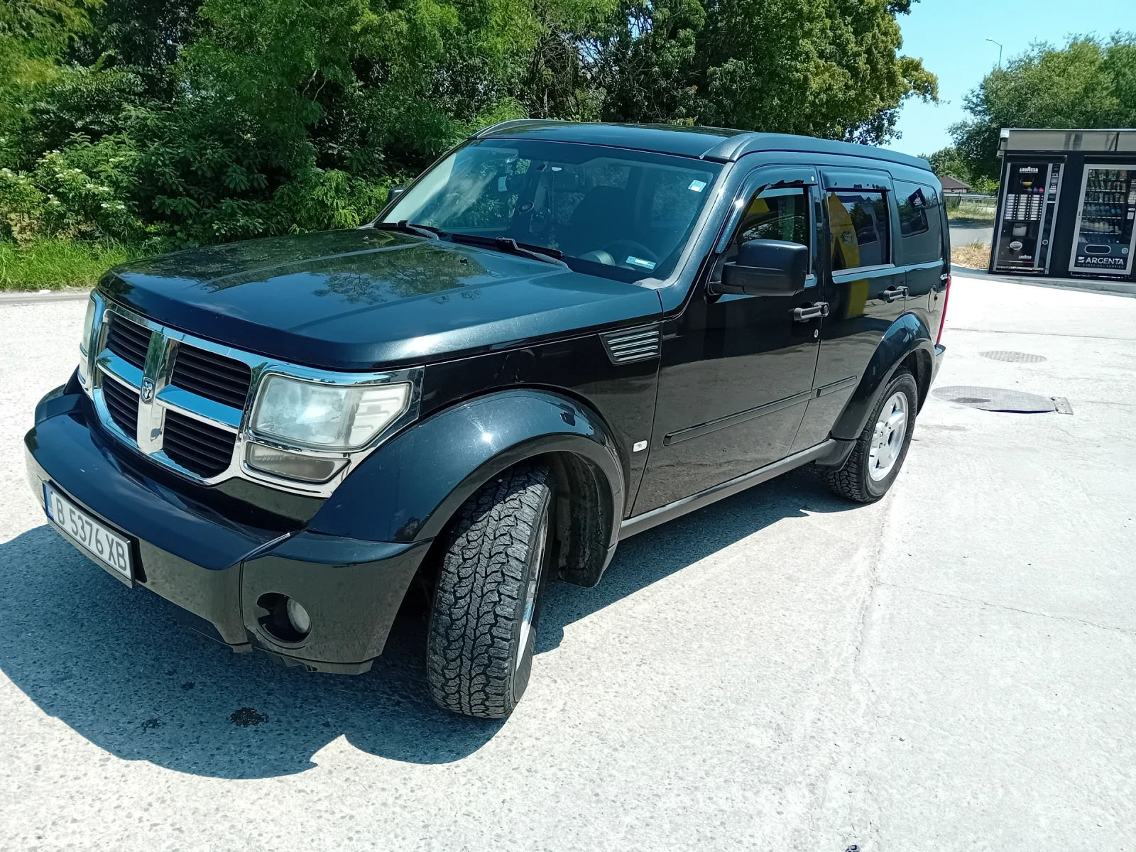 Dodge Nitro 3, 7 газ/бензин, снимка 10 - Автомобили и джипове - 55425580
