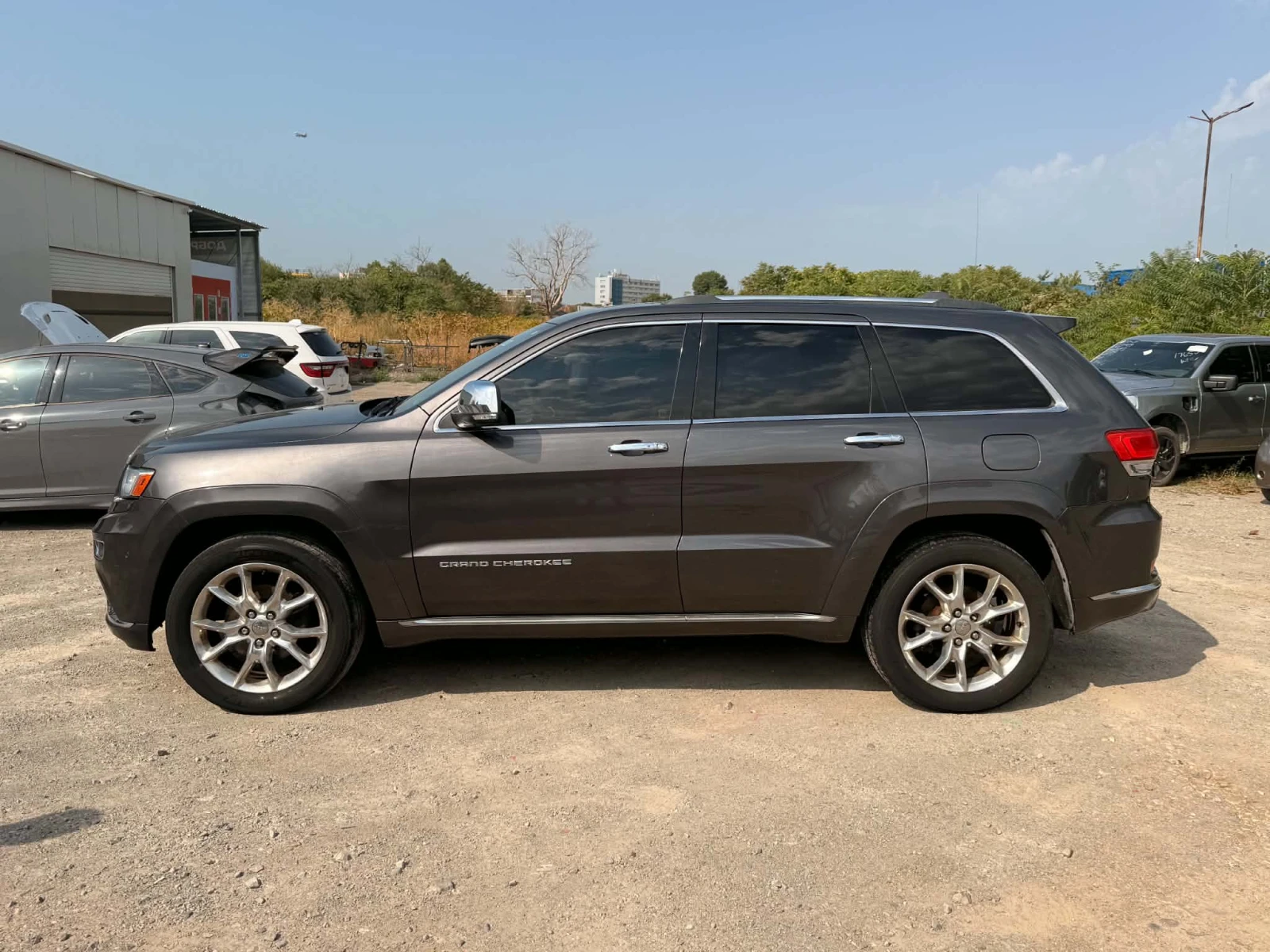 Jeep Grand cherokee 3, 6 SUMMIT, снимка 4 - Автомобили и джипове - 55904889