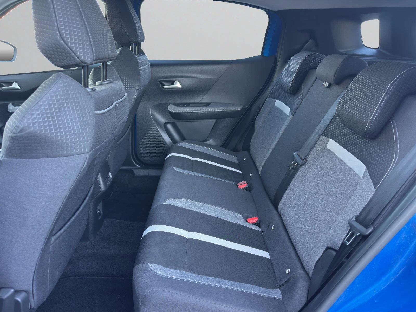 Opel Frontera GS 48V Hybrid 110kW/145Hp//2504347 | Mobile.bg � ����������� 12