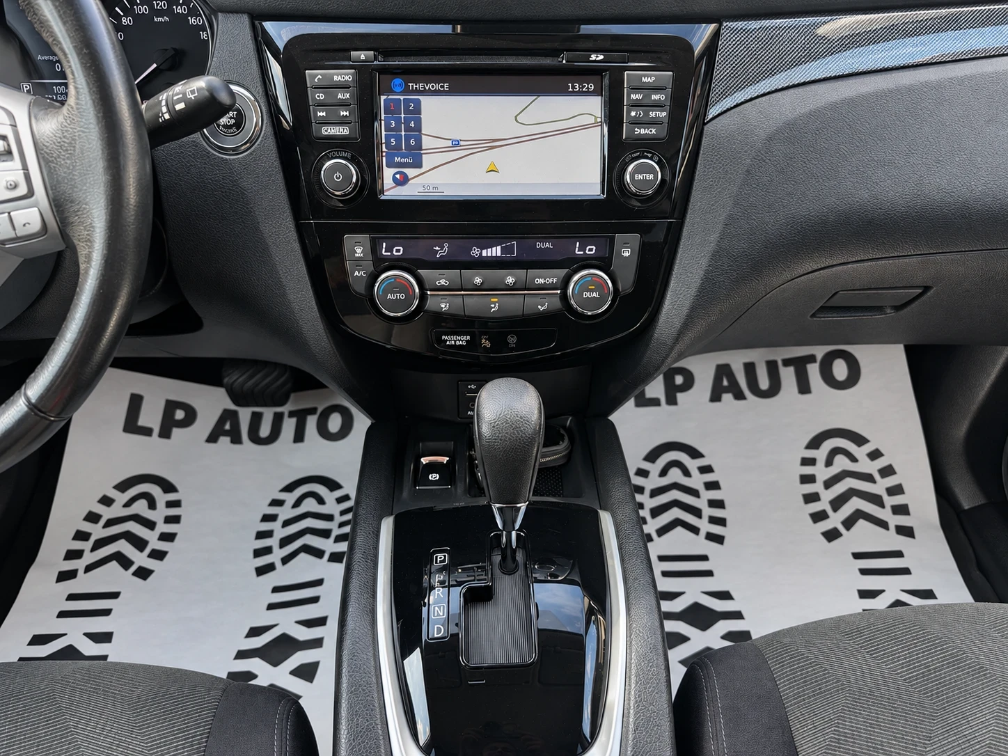 Nissan X-trail * 1.6d* 130к.с* AUTOMAT* 360Cam* С.История* , снимка 12 - Автомобили и джипове - 56255797