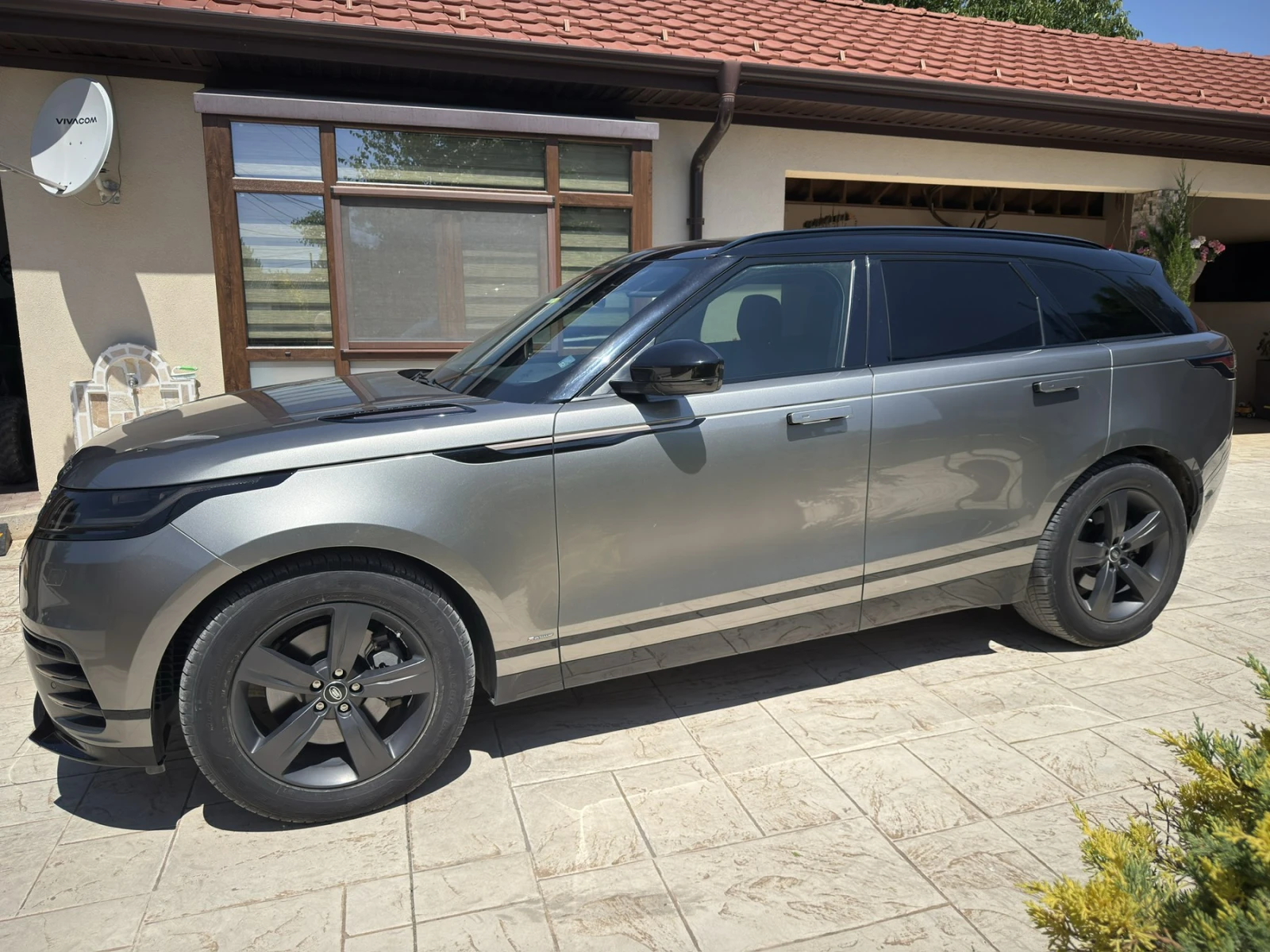 Land Rover Range Rover Velar R-DYNAMIC S 2.0 I4 300 PS | Mobile.bg � ����������� 2