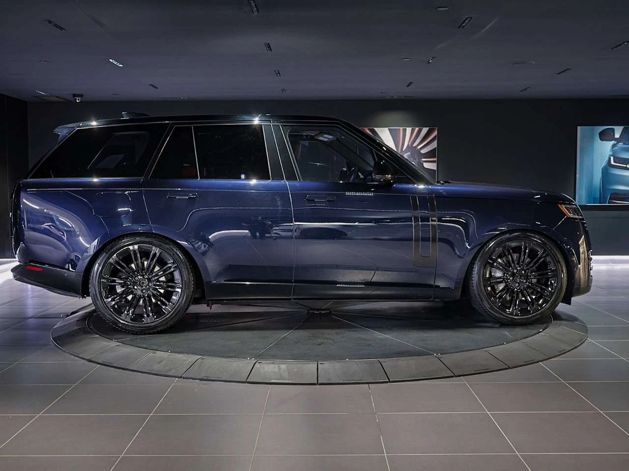 Land Rover Range rover Mild Hybrid, снимка 3 - Автомобили и джипове - 56703353