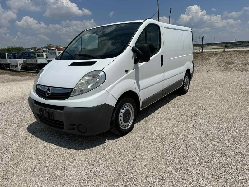 Opel Vivaro, снимка 1 - Бусове и автобуси - 41454258